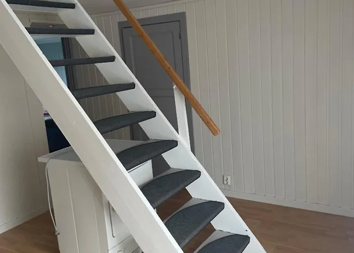 Krokenes Holiday home *